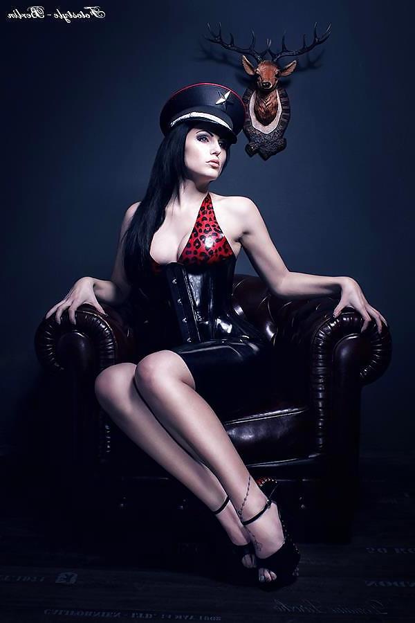 25P Sexy Women in Latex #6
