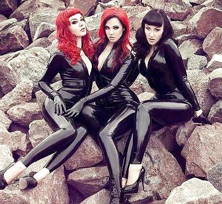 25P Sexy Women in Latex #6