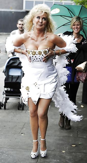 25P Bev Callard the Ultimate MILF