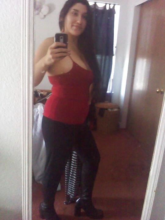 25P Facebook friend rachel aragon set 1