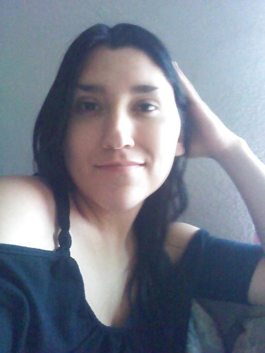 25P Facebook friend rachel aragon set 1