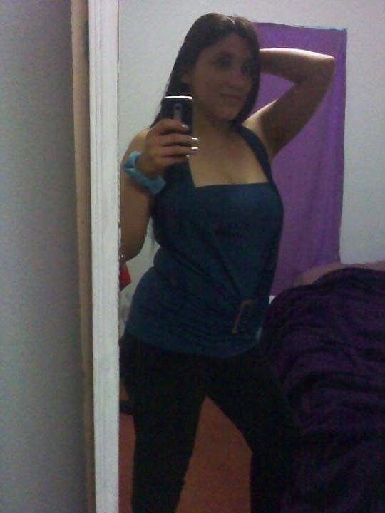 25P Facebook friend rachel aragon set 1