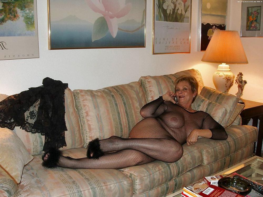 16P Sexy mature in fisnet bodystocking strips