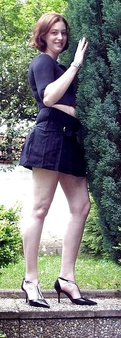 14P Facebook Milfs and Girls