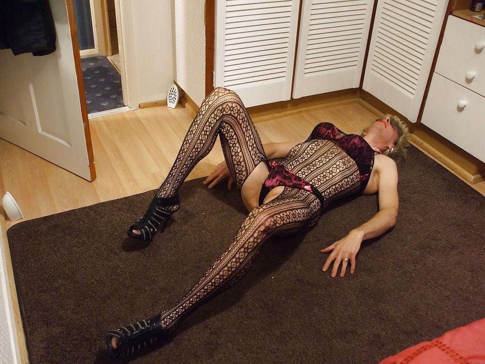 25P Sissy Bodystocking ....