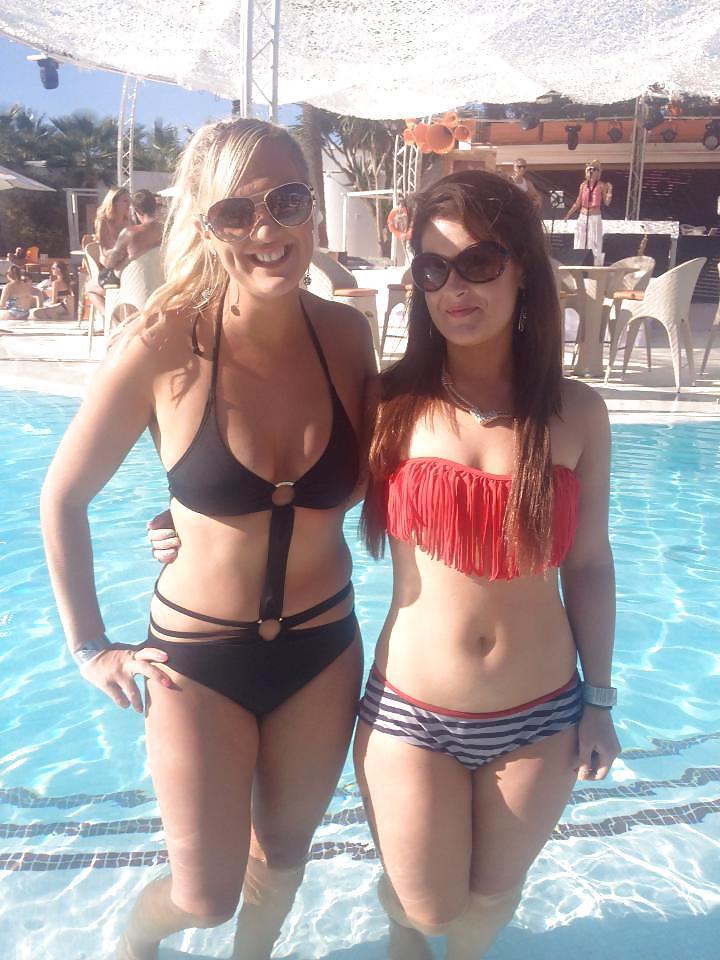 25P Facebook slut holiday in Ibiza