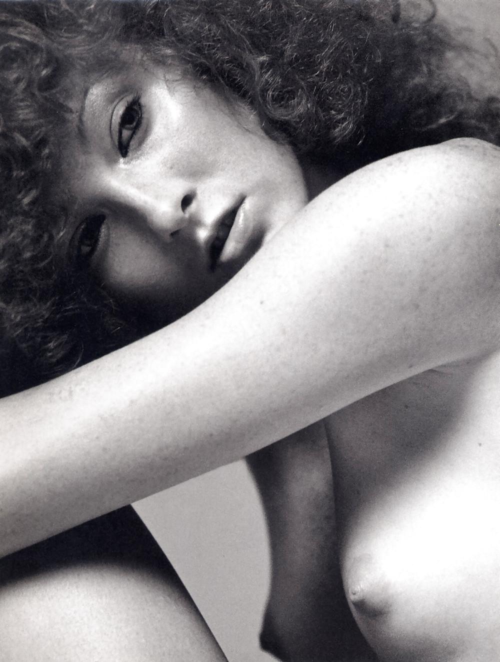 16P Vogue Calendar (2003)