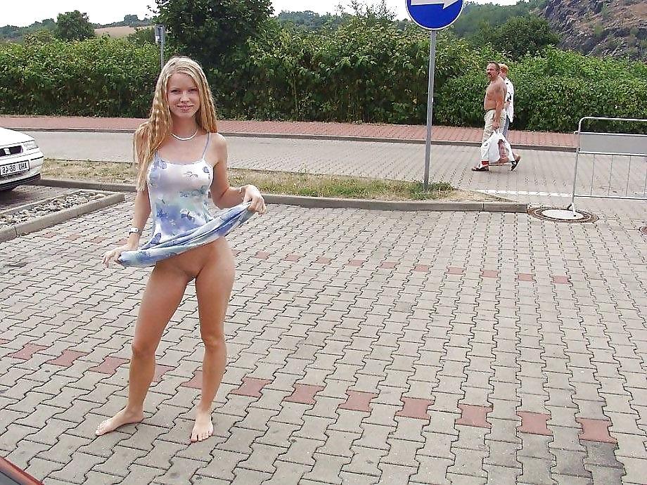 16P Public flashes ass tits and pussy to adore