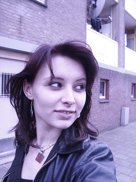 25P Dutch slut 39