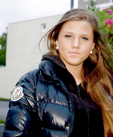 25P Shiny Moncler Down Jackets