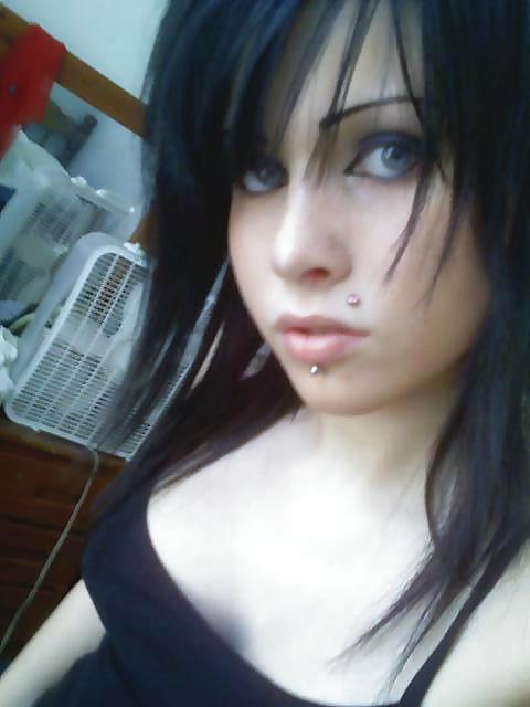 20P Shemale ass cubby