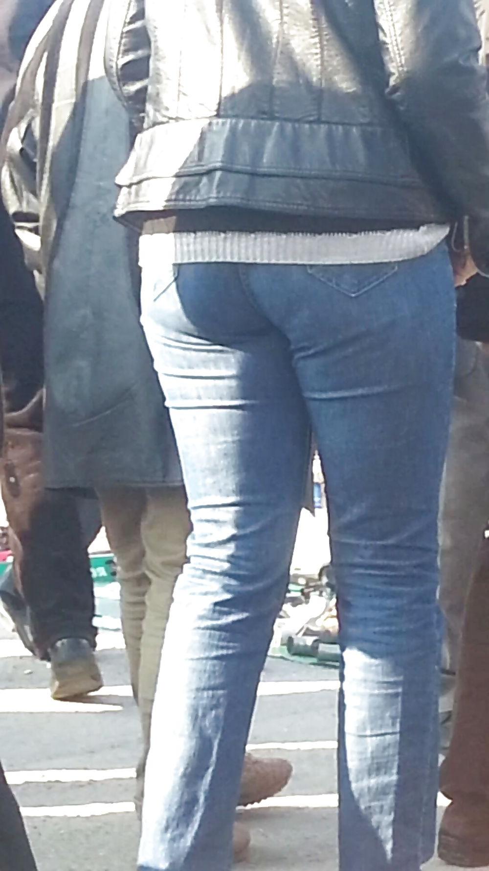 20P Old + young ass romanian