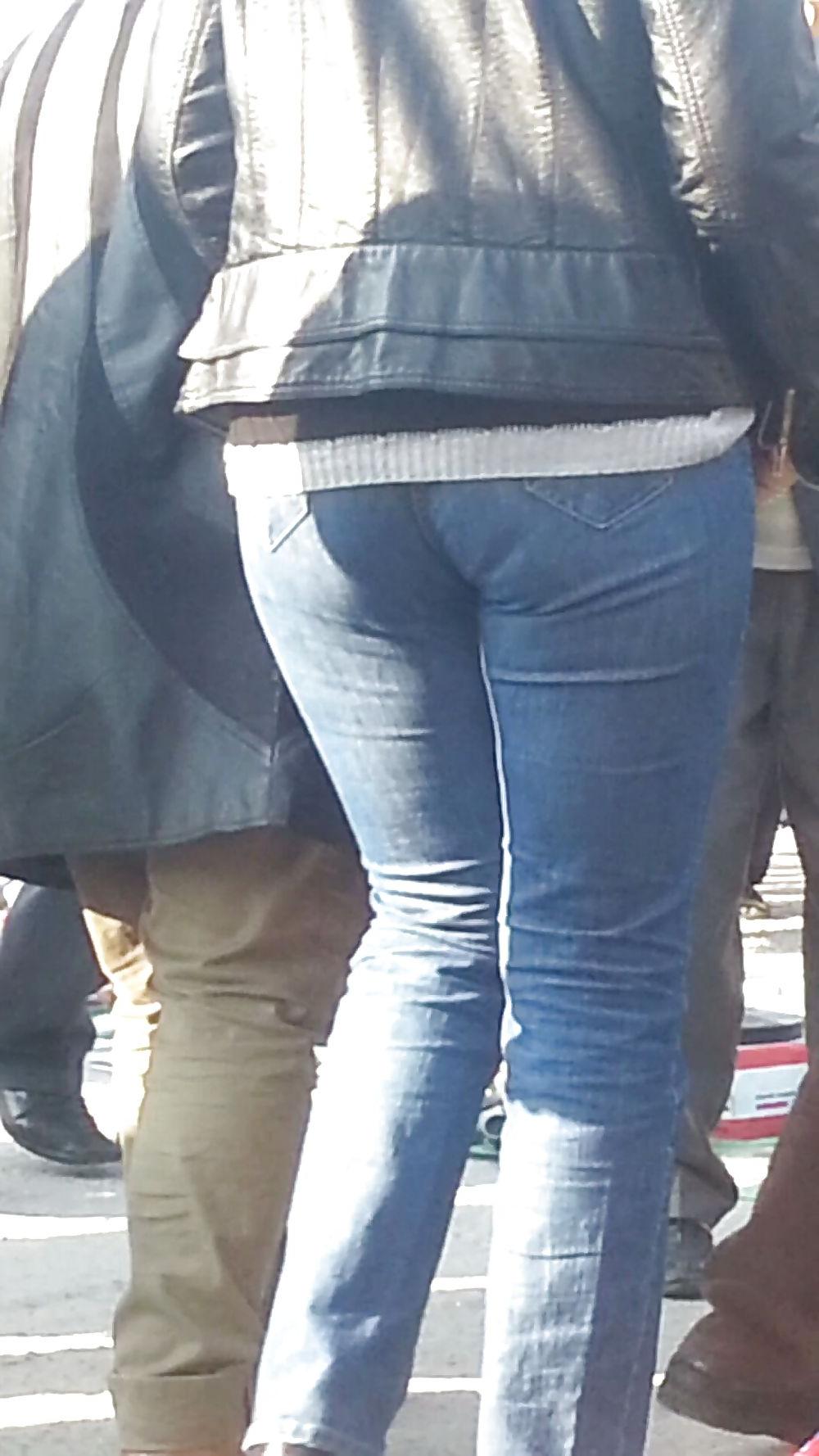 20P Old + young ass romanian