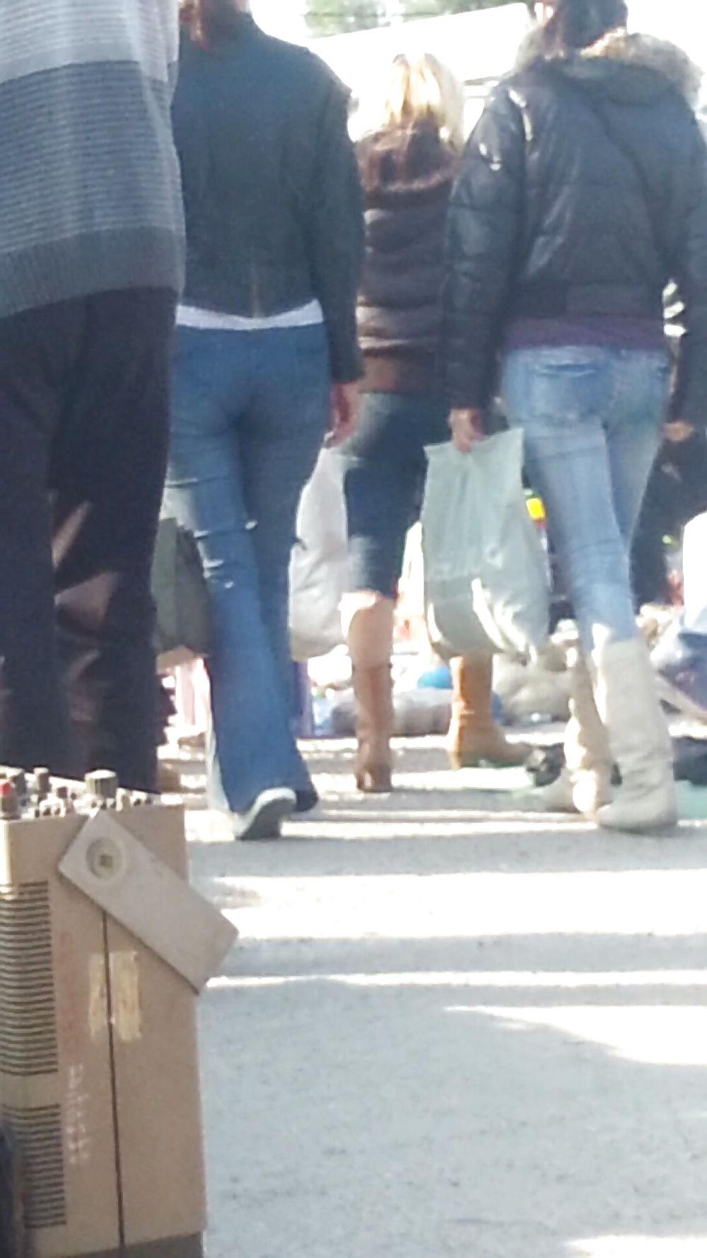 20P Old + young ass romanian