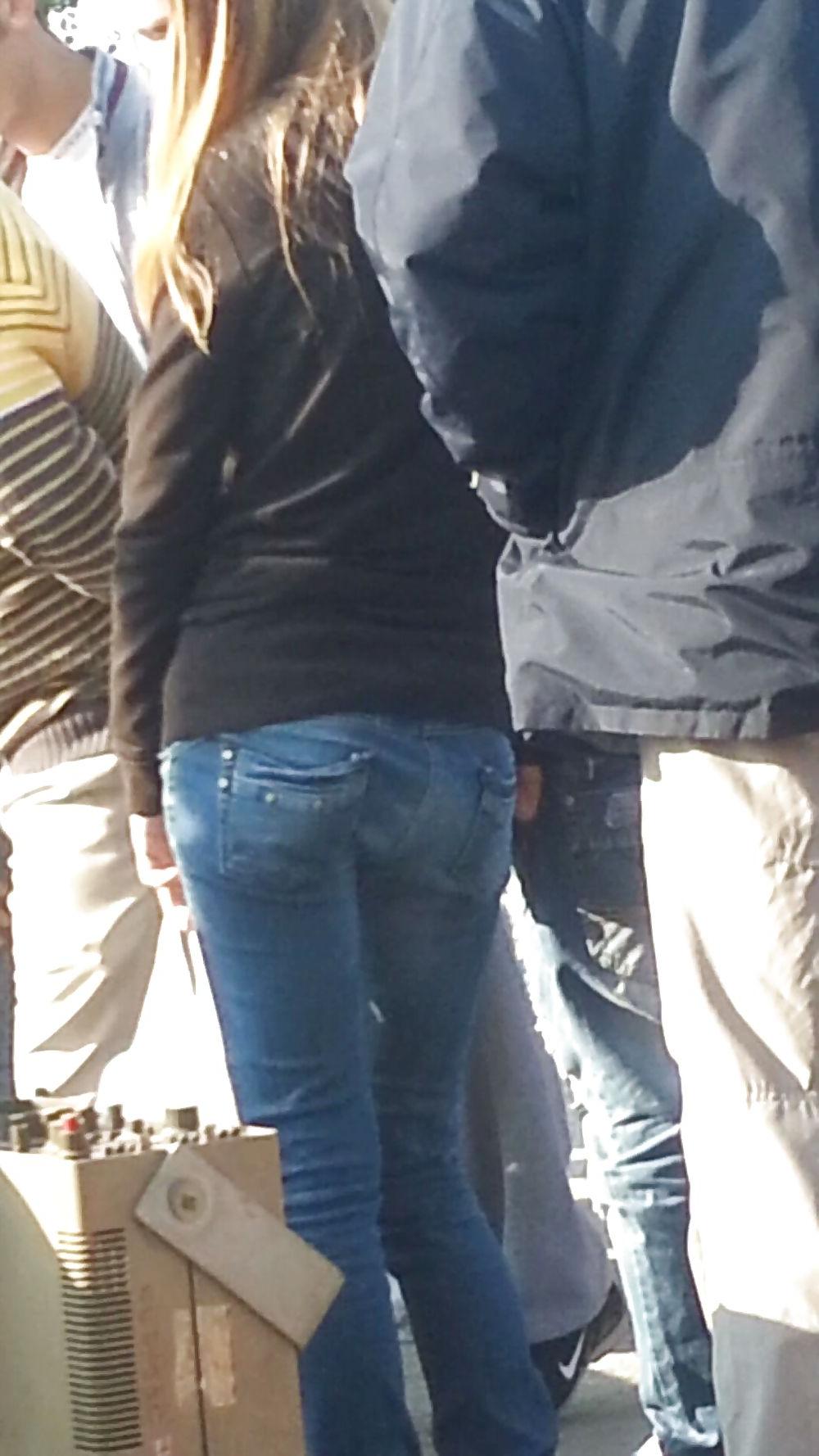 20P Old + young ass romanian