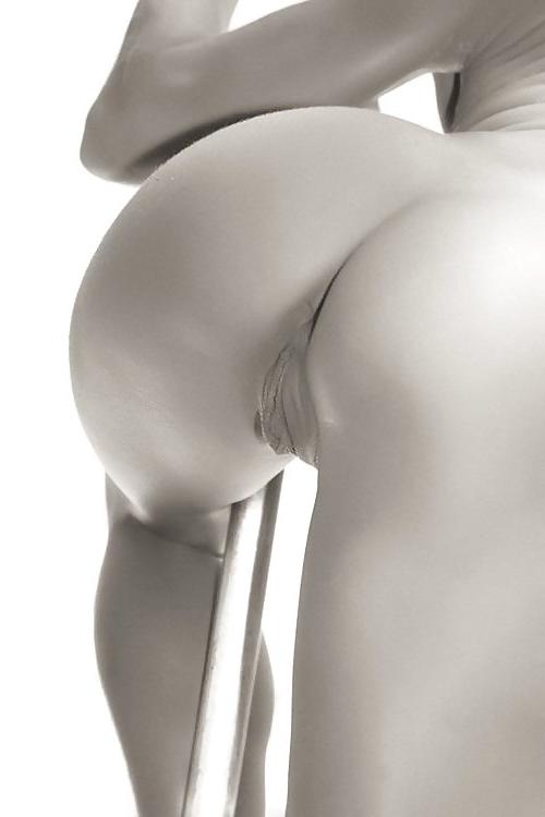 25P Women's Butt 19