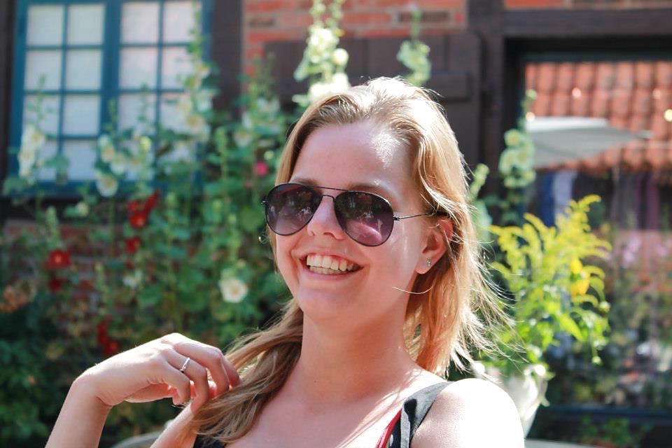 25P Dutch slut 42