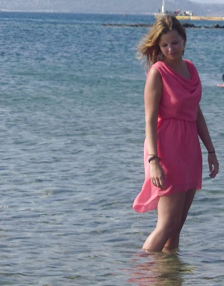 25P Dutch slut 42