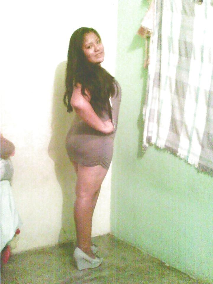 20P Pretty girls in skirts (muestra lo que tienen)