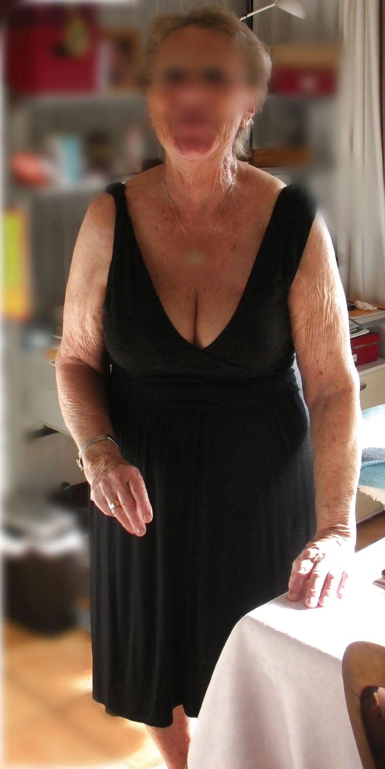 15P Mrs Olga 82 yo - my grandmas friend