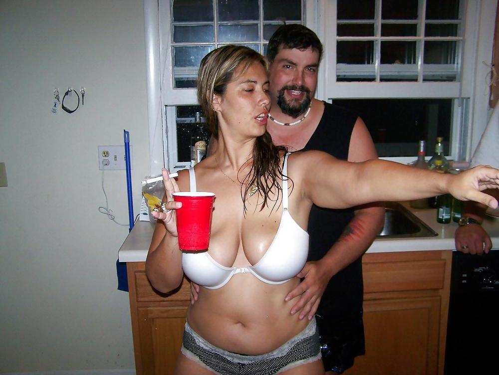 25P Party With 2 Busty Girls Set 1