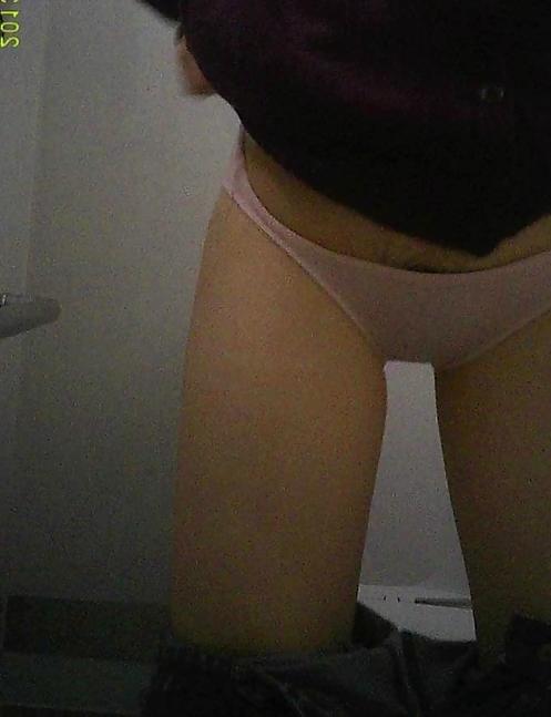 25P Korean girl hidden cam