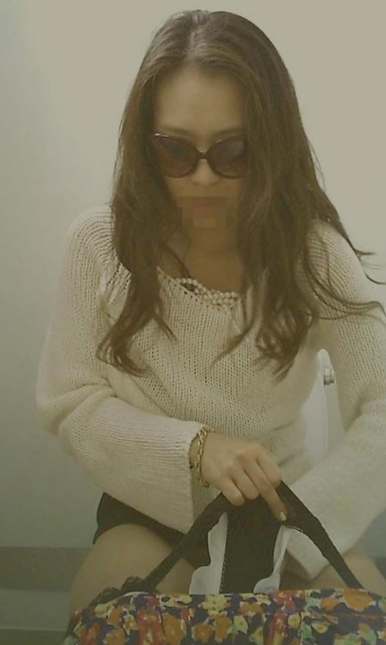 25P Korean girl hidden cam
