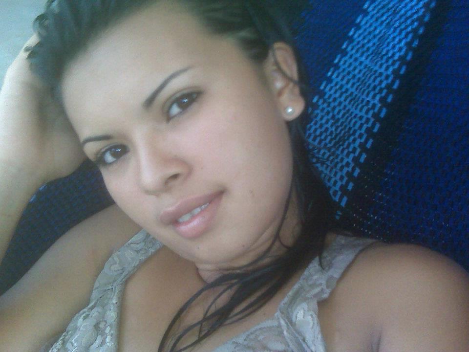 25P Friend Facebook-Andrea Hernandez