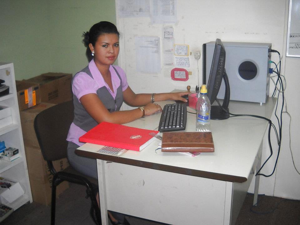 25P Friend Facebook-Andrea Hernandez