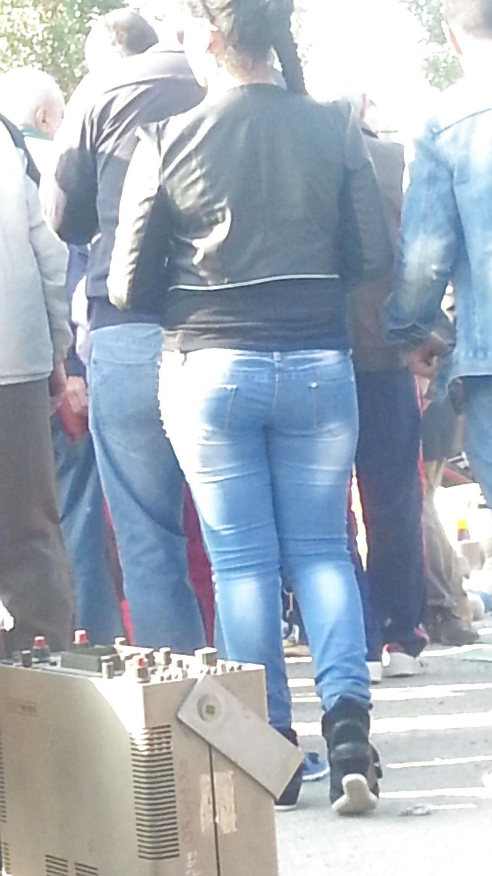 12P Sexy gipsy ass romanian
