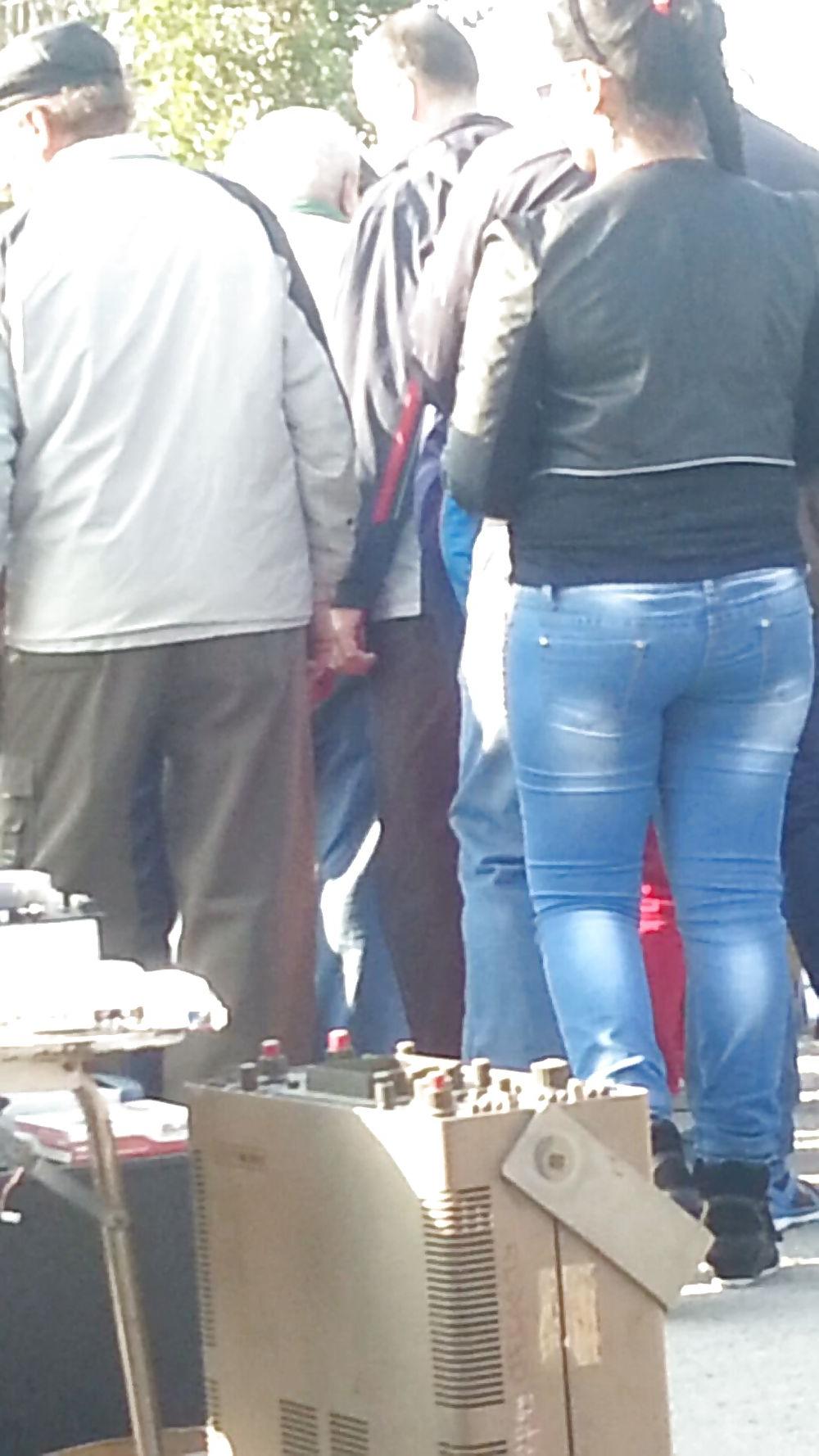 12P Sexy gipsy ass romanian