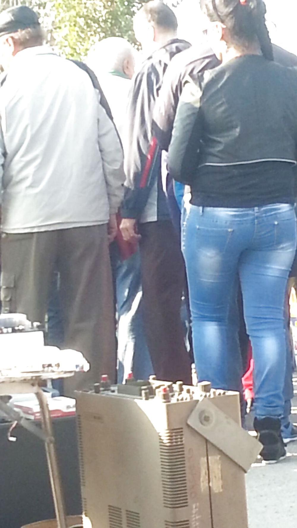 12P Sexy gipsy ass romanian