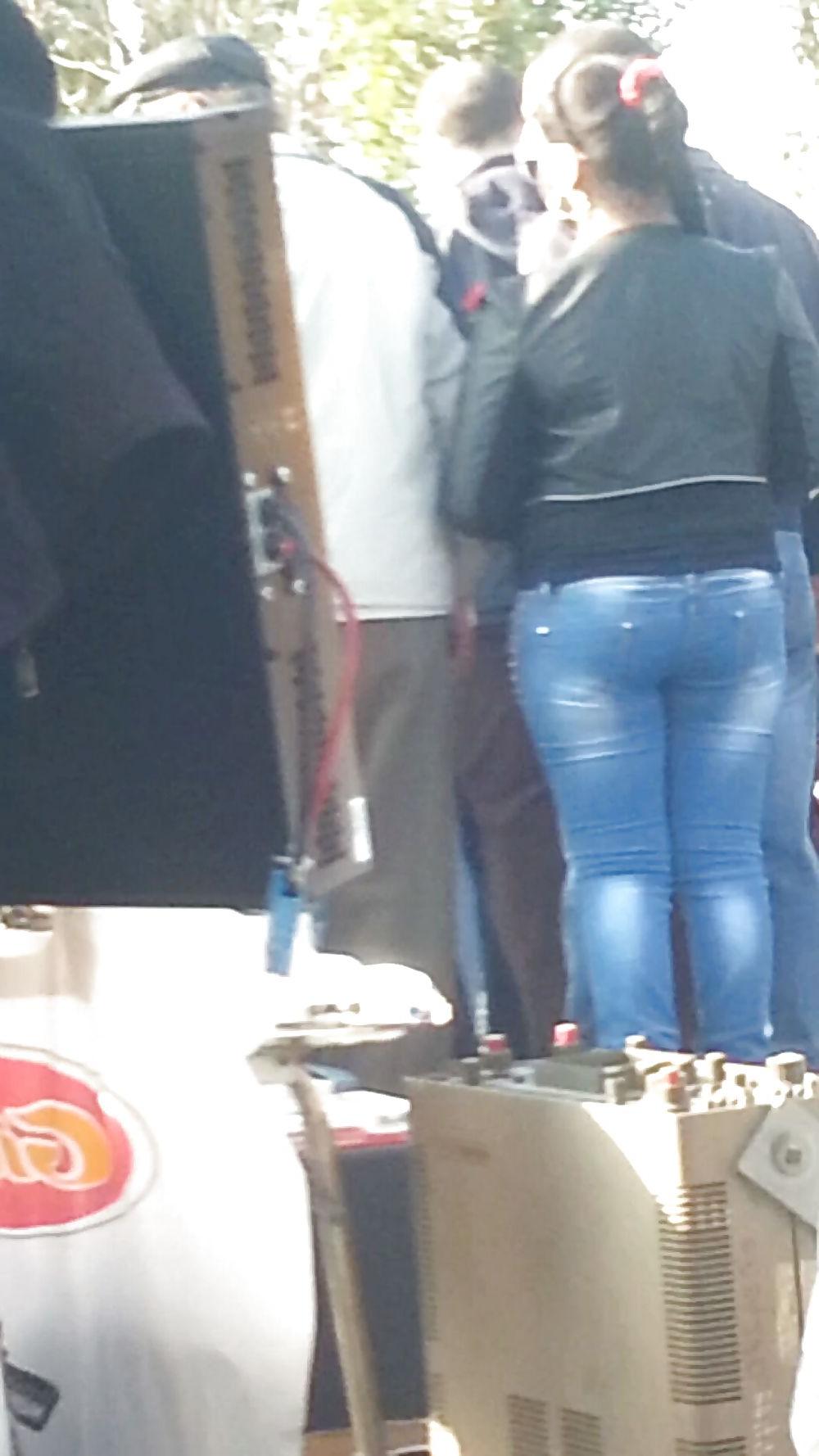 12P Sexy gipsy ass romanian