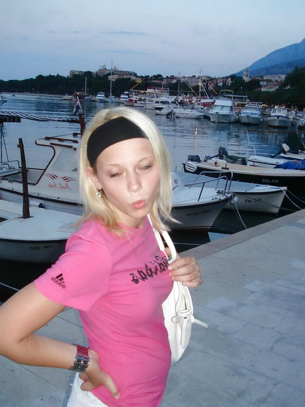 19P Nice blodnie on holiday