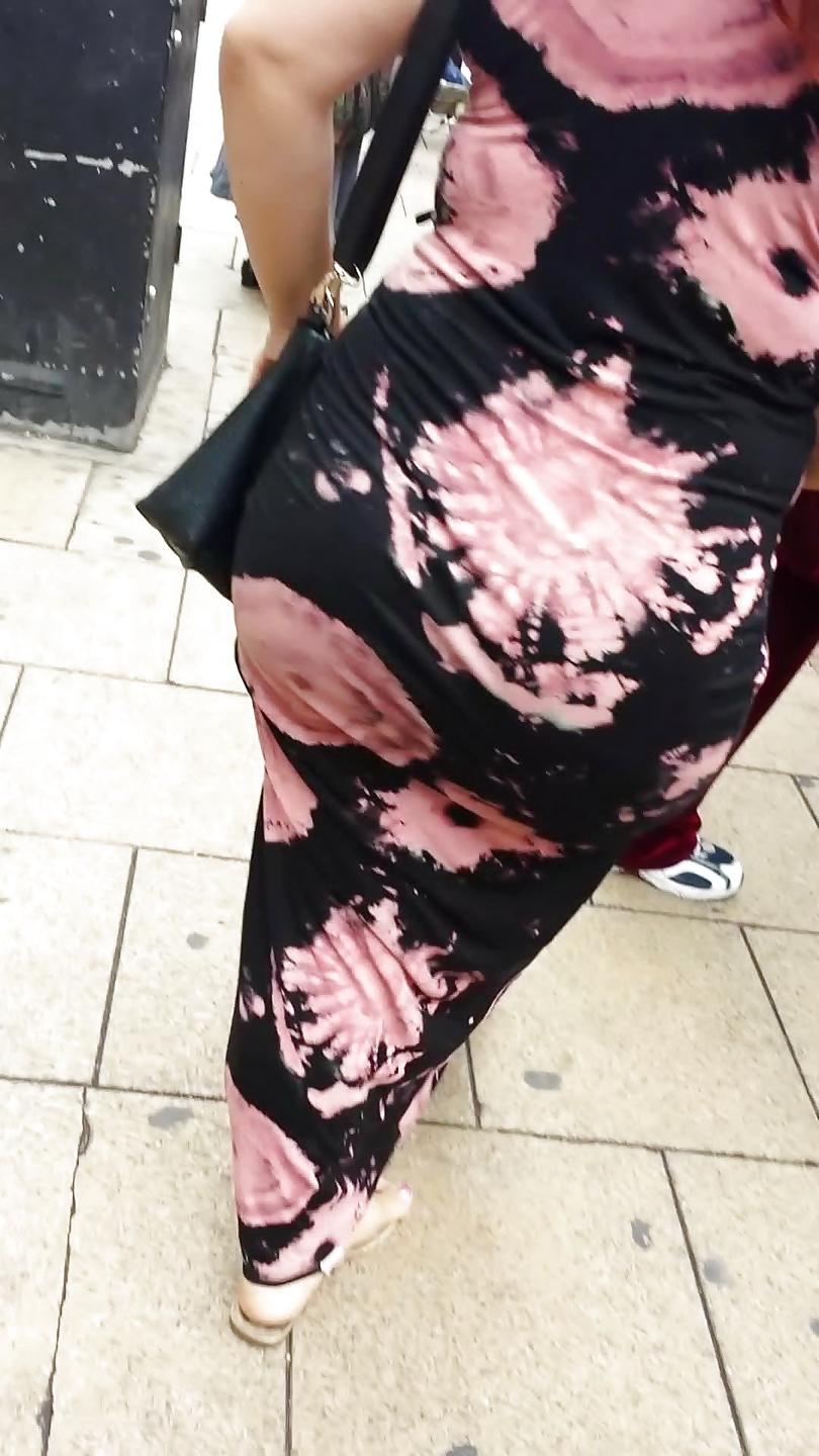 20P Taskmasters Travels 6: Brunette with big arse and tits