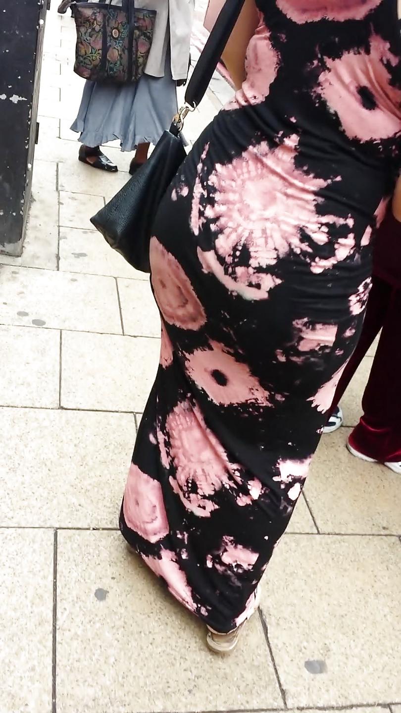 20P Taskmasters Travels 6: Brunette with big arse and tits