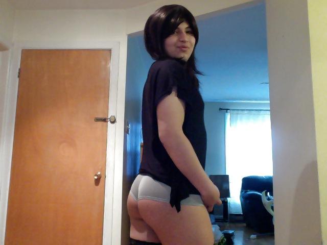 24P My girl friend travesti sweet ass(comment her pics)