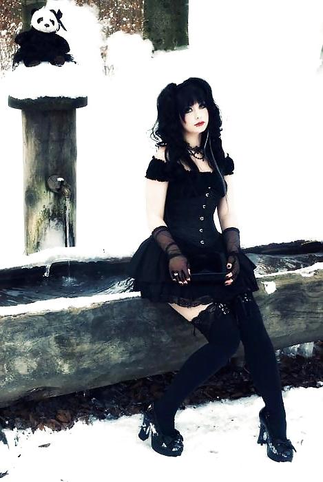 25P Gothic IX