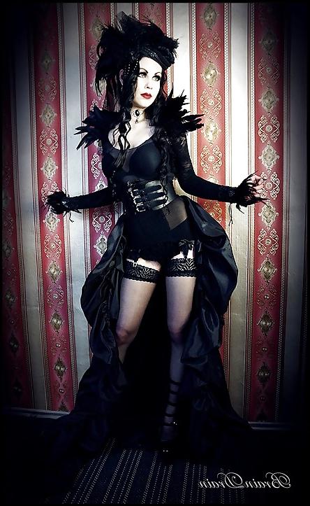 25P Gothic IX