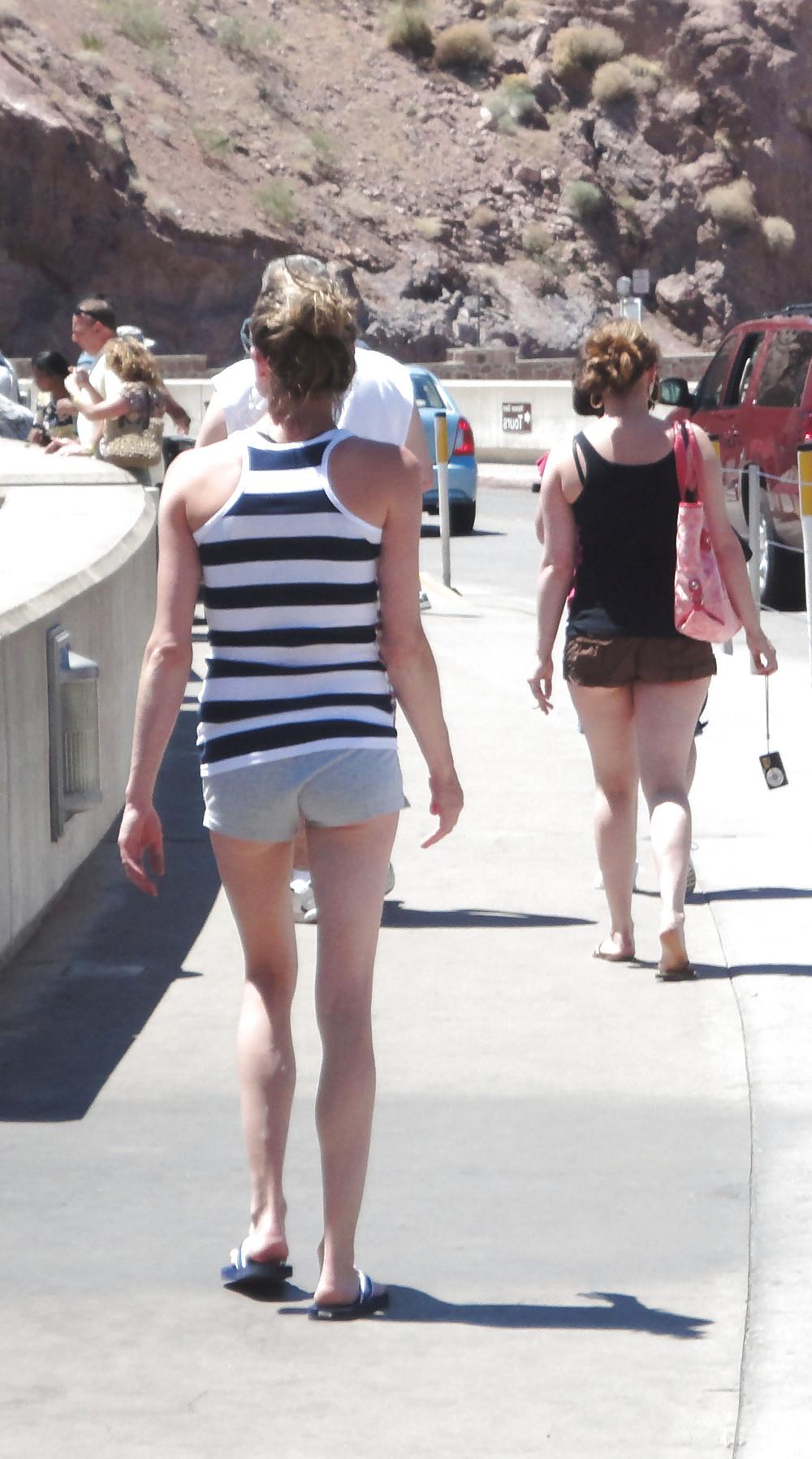 18P Lovely Voyeur Gallery Re-Do