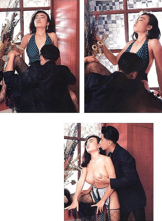 25P Thai couple in the act of coupling