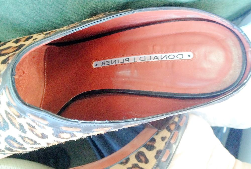 25P Donald pliner hair mules and reg mules