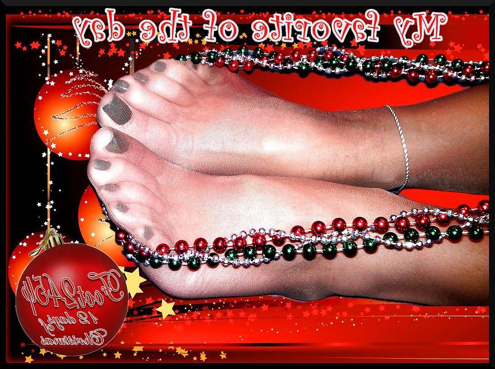 10P Holiday Legs and Feet