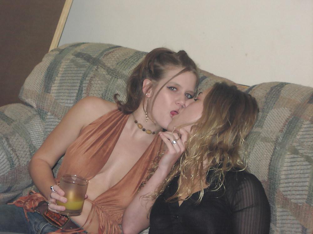 25P Horny Whores At Home