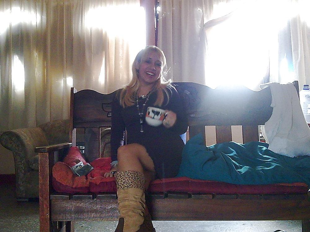 12P Friend Facebook-Andrea Carolina