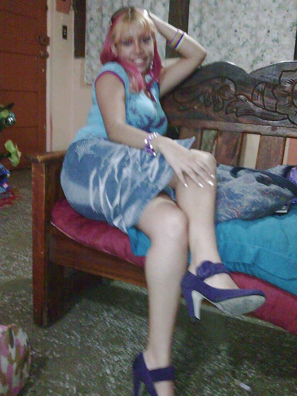 12P Friend Facebook-Andrea Carolina