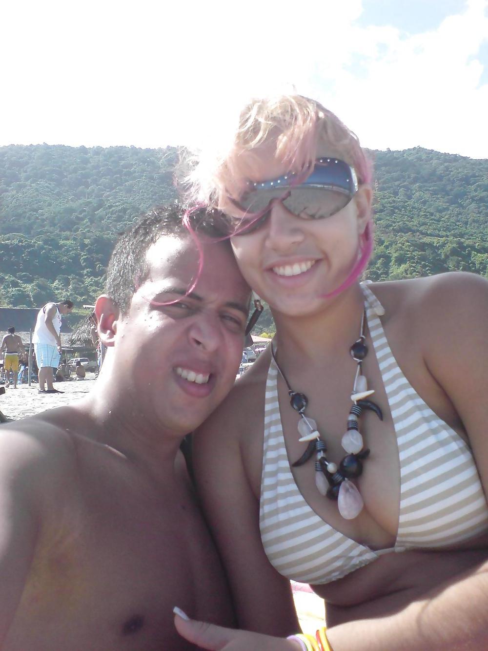 12P Friend Facebook-Andrea Carolina