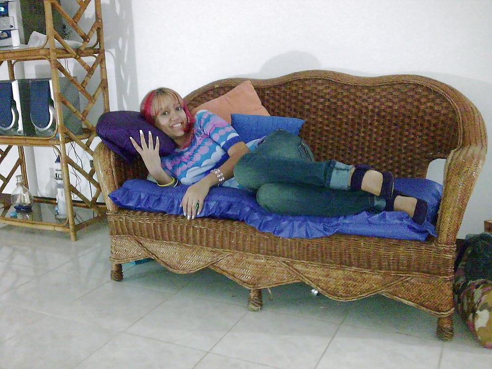 12P Friend Facebook-Andrea Carolina
