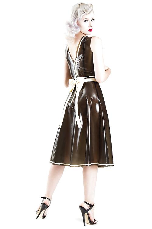 25P Rubber Girls 5