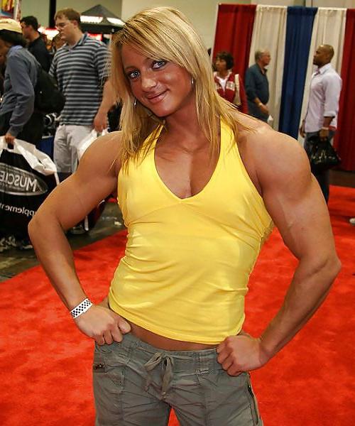 25P Hot Female Bodybuilders